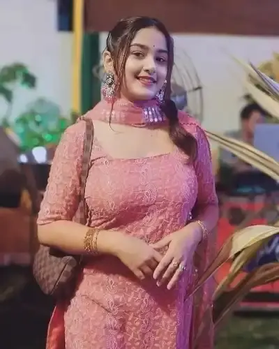 Call Girls Madarihat Cash On Delivery
